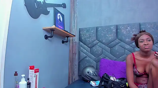 dalilaqueen online show from 10-30-25, 11:52