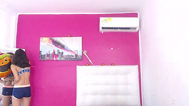 nextdoor fantasy1 online show from 11-06-25, 03:32