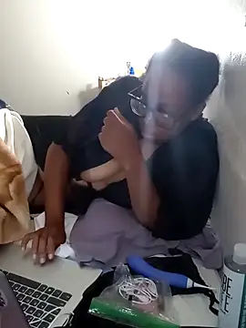 madamsensuale online show from 11-26-25, 12:43