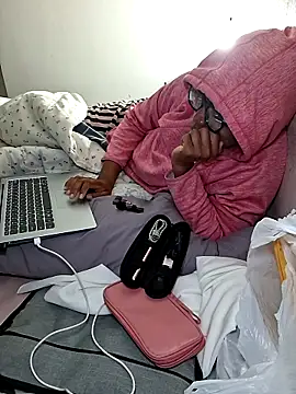 madamsensuale online show from 11-17-25, 02:59