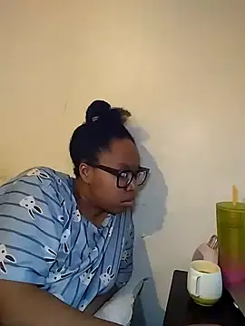 Snapshot of madamsensuale chatting on 01-03-25, 10:19 madamsensuale online show from 01-03-25, 10:19