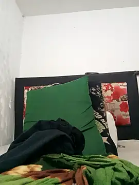 MaximoSualteza777 online show from 10-18-25, 02:02