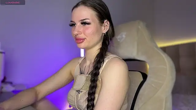 Snapshot of MarlynRobertsen chatting on 10-09-25, 02:06 MarlynRobertsen online show from 10-09-25, 02:06