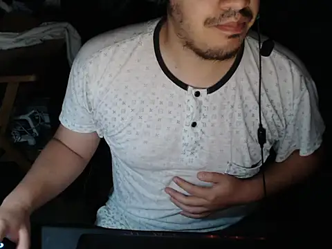 thealfawolf01 online show from 10-28-25, 12:37