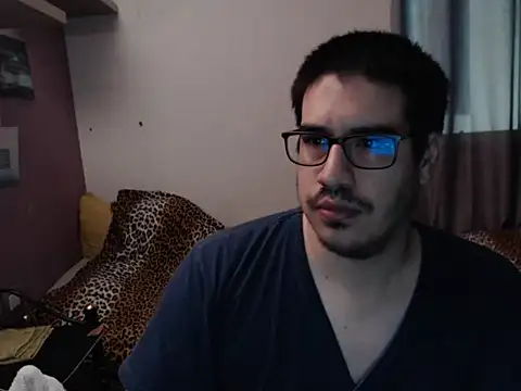thealfawolf01 online show from 07-09-26, 01:06
