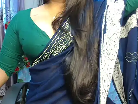 Snapshot of Unlucky-flowers chatting on 11-20-25, 06:03 Unlucky-flowers online show from 11-20-25, 06:03