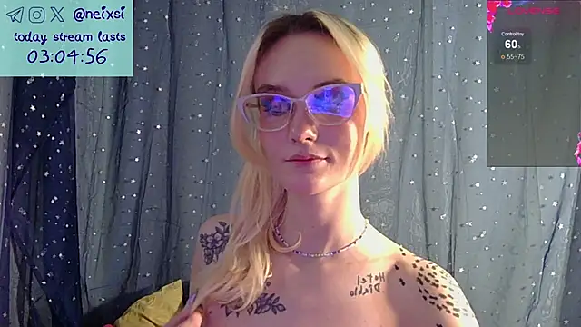 Snapshot of ixsi chatting on 03-04-26, 12:57 ixsi online show from 03-04-26, 12:57