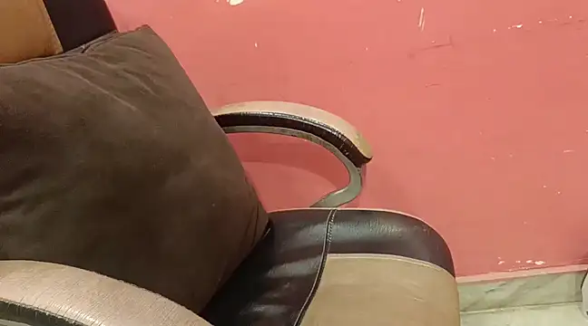 Snapshot of FRIENDFORFUN chatting on 02-28-25, 06:10 FRIENDFORFUN online show from 02-28-25, 06:10