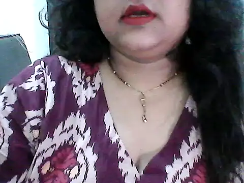 smile pretty online show from 06-15-26, 06:07
