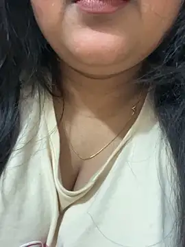 smile pretty online show from 03-12-26, 02:39