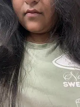 smile pretty online show from 03-19-26, 05:13