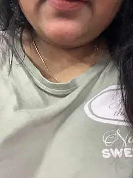 smile pretty online show from 02-11-26, 05:35