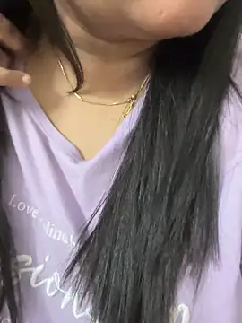 smile pretty online show from 02-27-25, 02:14