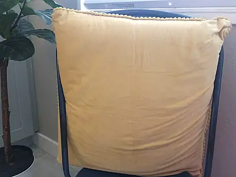 loveofbea online show from 12-18-24, 05:21