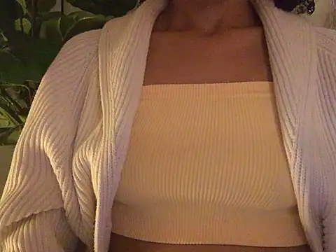 loveofbea online show from 12-18-24, 06:10