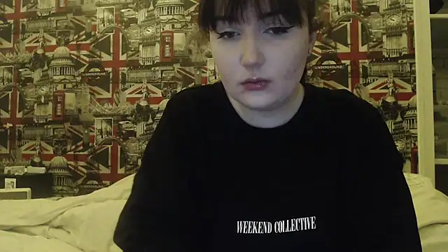 Lynylou online show from 02-10-26, 09:25