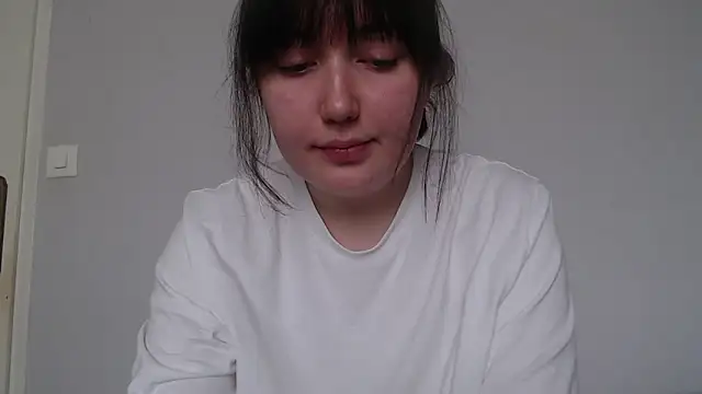 Lynylou online show from 03-10-26, 02:43
