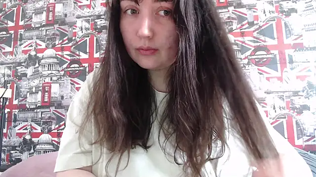 Lynylou online show from 04-09-26, 02:45