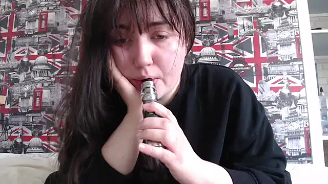 Lynylou online show from 03-24-26, 09:31