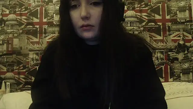 Lynylou online show from 02-12-26, 09:47