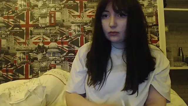 Lynylou online show from 02-08-26, 11:24