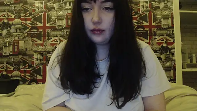 Lynylou online show from 02-17-26, 03:15