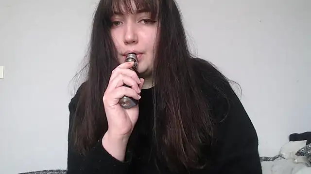 Lynylou online show from 03-16-26, 03:04