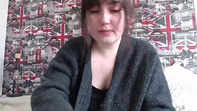 Lynylou online show from 03-22-26, 02:18