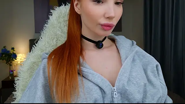 JudyWalkerr online show from 12-19-25, 03:03