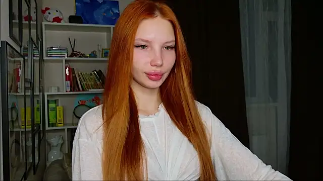 JudyWalkerr online show from 10-19-25, 02:20