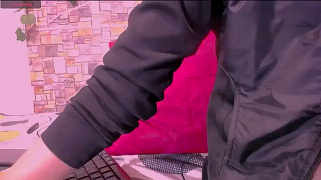 CrazyRousex online show from 02-26-26, 02:50