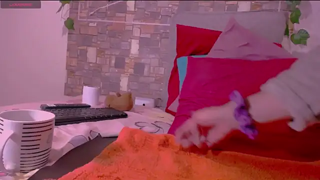 CrazyRousex online show from 03-31-26, 05:37