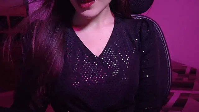 MidnightFlame online show from 10-12-25, 01:23