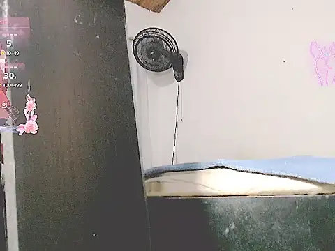 Snapshot of tifany19_ chatting on 10-05-25, 01:29 tifany19  online show from 10-05-25, 01:29