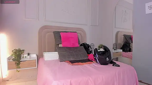 Maristxxr online show from 11-28-25, 07:36