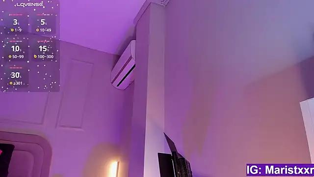 Maristxxr online show from 10-10-25, 07:36