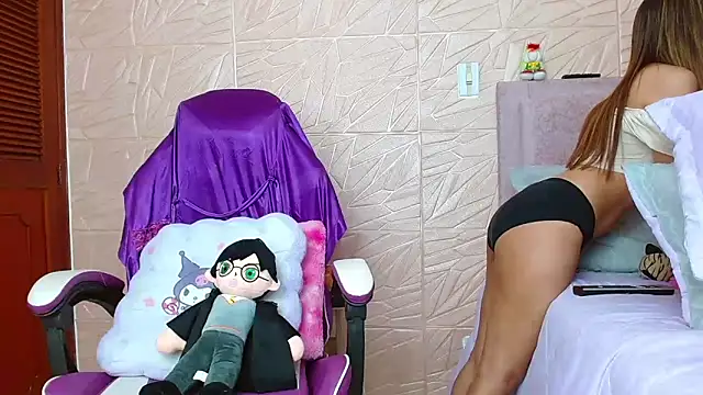 kendallsweet7 online show from 10-03-25, 07:48