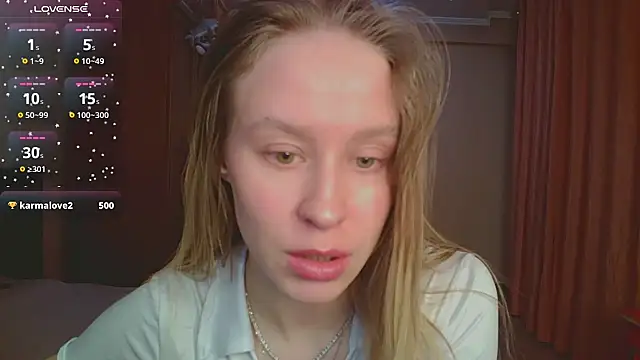 Snapshot of Lily__Devil chatting on 01-06-26, 04:44 Lily Devil online show from 01-06-26, 04:44