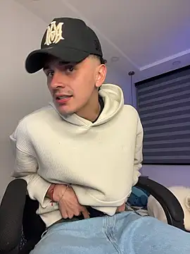 Snapshot of bastia_noooo chatting on 01-10-26, 03:24 bastia noooo online show from 01-10-26, 03:24