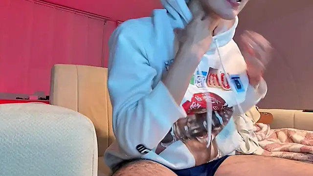 Snapshot of bastia_noooo chatting on 02-14-25, 06:23 bastia noooo online show from 02-14-25, 06:23