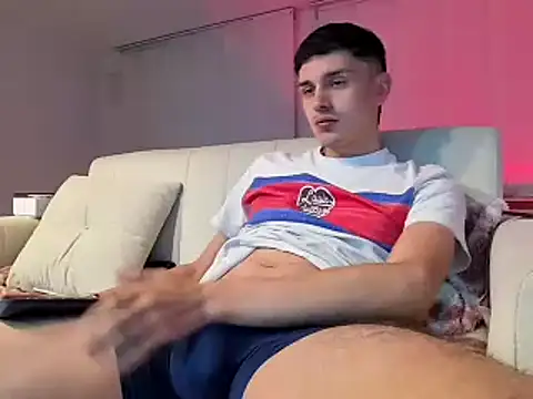 Snapshot of bastia_noooo chatting on 01-30-25, 05:30 bastia noooo online show from 01-30-25, 05:30