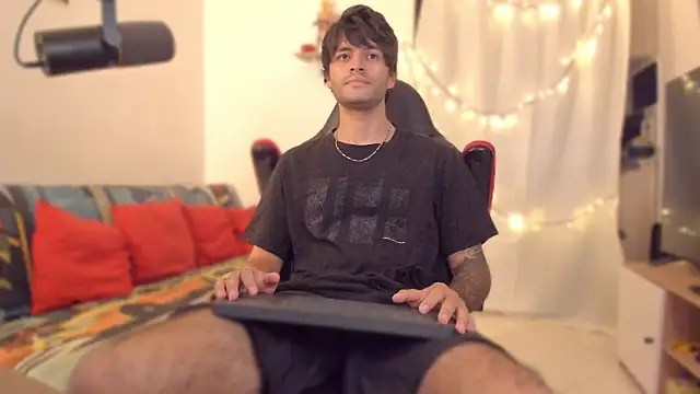 justin stark7 online show from 12-15-25, 08:58