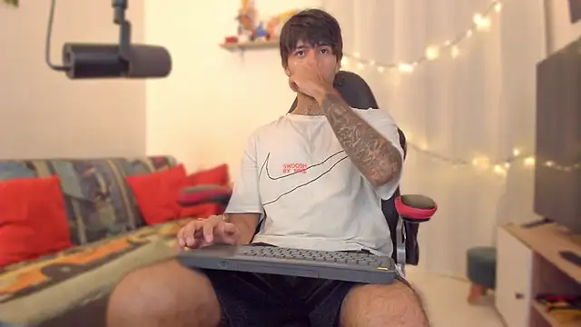 justin stark7 online show from 02-16-26, 01:43