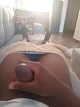 Guns roses  online show from 01-14-25, 04:15