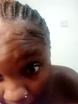 Snapshot of Ebony_butt chatting on 01-13-26, 08:13 Ebony butt online show from 01-13-26, 08:13