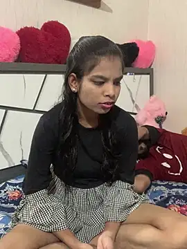 hottiess69 online show from 02-09-25, 06:47