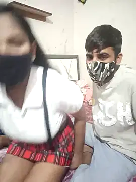 hottiess69 online show from 02-26-26, 06:52