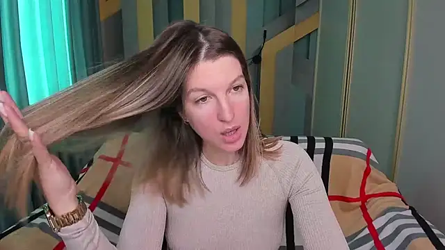 EmilyWalkeri online show from 11-12-25, 08:07