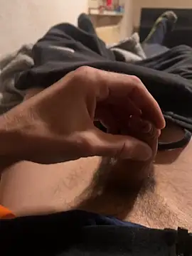 Krusito187 online show from 12-04-25, 08:41