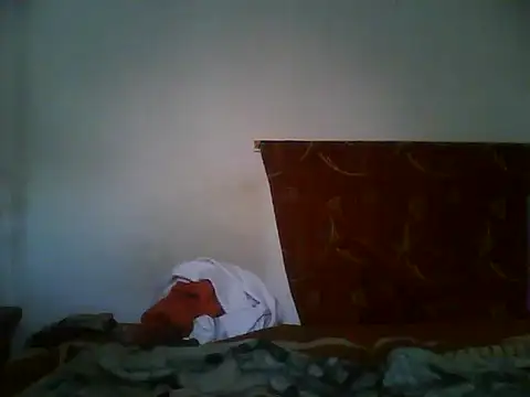 Snapshot of Rejtelmesest chatting on 11-09-25, 01:26 Rejtelmesest online show from 11-09-25, 01:26